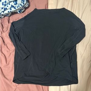 Lululemon 3/4 sleeve black top size 4